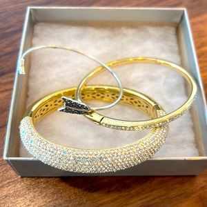 Brand bought in Nordstrom. All three included!